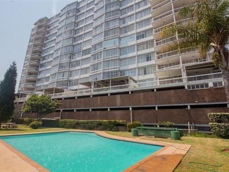 2 Bedroom Apartment in Bedford Gardens