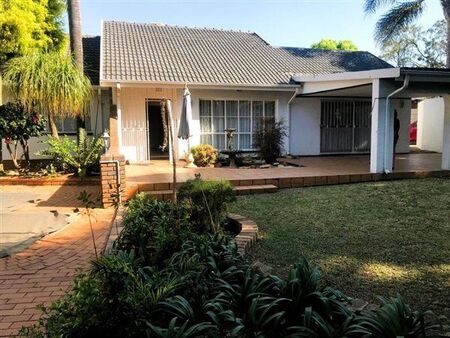 3 Bedroom House in Nimrod Park