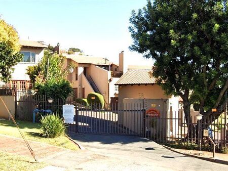 3 Bedroom Townhouse in Sunnyrock