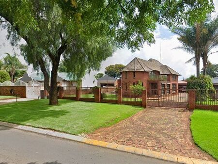 7 Bedroom House in Sunair Park