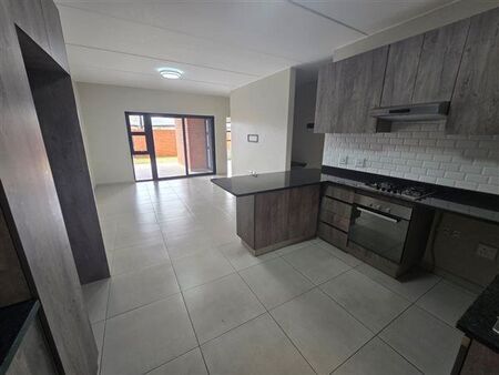 3 Bedroom Apartment in Bartlett