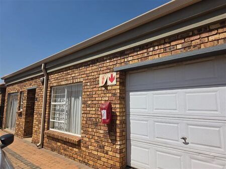 2 Bedroom Cluster in Ravenswood