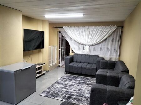 3 Bedroom Apartment in Erasmia