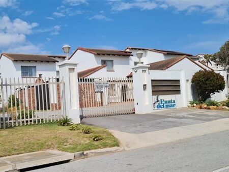 4 Bedroom Townhouse in Bluewater Bay