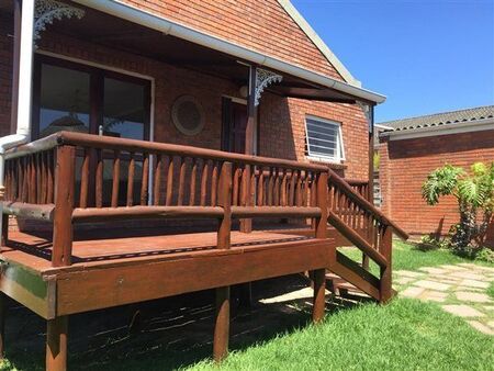 2 Bedroom House in Beacon Bay