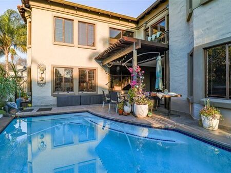 5 Bedroom House in Midstream Estate