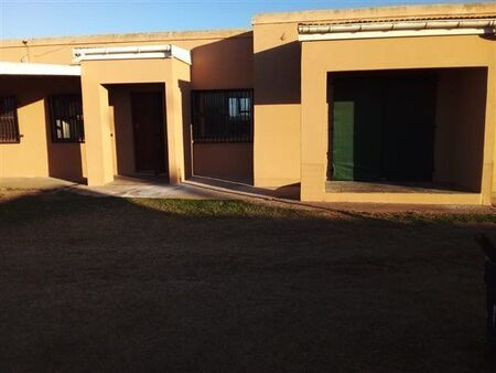 1 Bedroom Apartment in Uitenhage Central