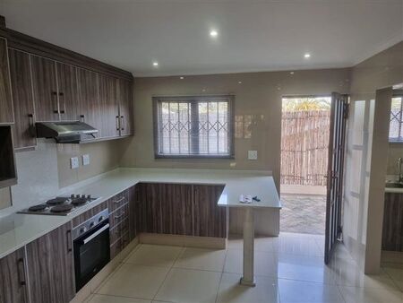 3 Bedroom Apartment in Hillary