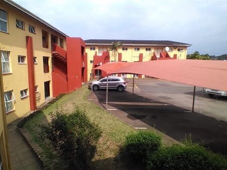 2 Bedroom Flat in Caversham Glen