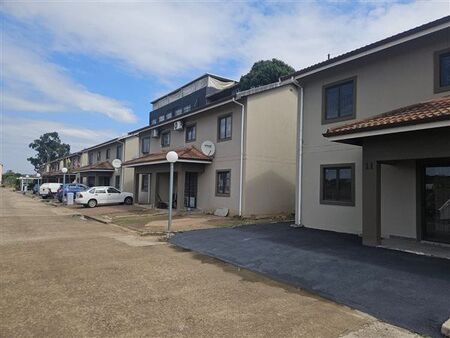 3 Bedroom Apartment in Northcroft