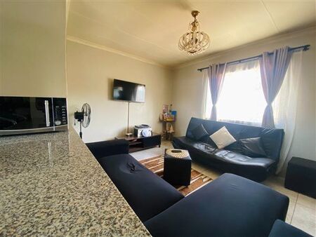1 Bedroom Apartment in Caneside