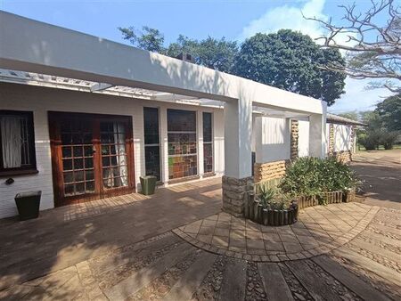 4 Bedroom House in Crestholme