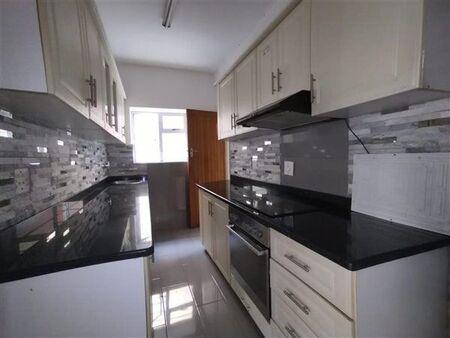 2 Bedroom Apartment in Essenwood
