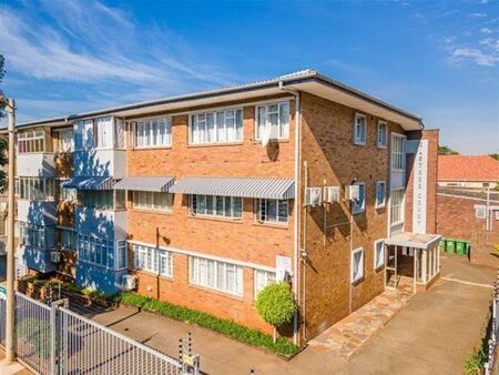 1.5 Bedroom Apartment in Bulwer