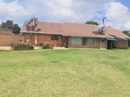 3 Bedroom House in Grobler Park
