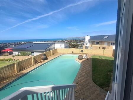 3 Bedroom House in Menkenkop