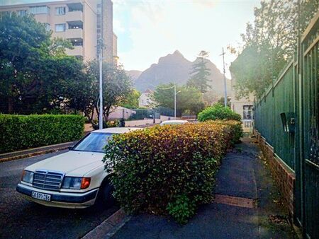 1 Bedroom Apartment in Rosebank