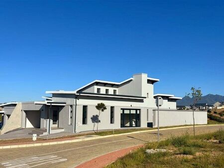 3 Bedroom House in George East