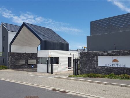 2 Bedroom Apartment in Burgundy Estate