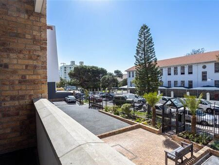 2 Bedroom Apartment in Sea Point