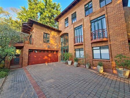 1 Bedroom Apartment in Muckleneuk