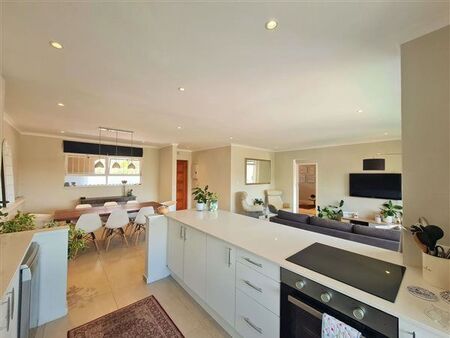 2 Bedroom Apartment in River Club