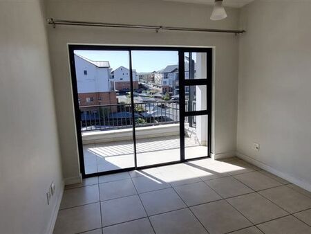 1 Bedroom Apartment in Linbro Park
