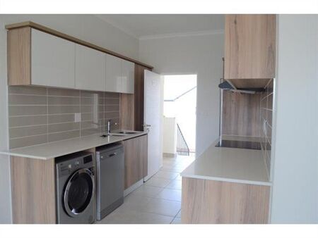 1 Bedroom Apartment in Linbro Park