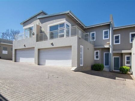 3 Bedroom Townhouse in Bryanston