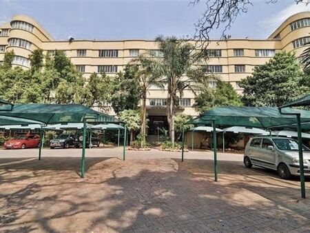 2 Bedroom Apartment in Houghton Estate