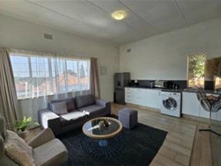 1 Bedroom Apartment in Orange Grove