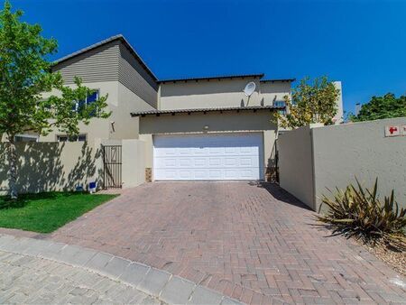 3 Bedroom Duplex in Broadacres