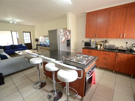 2 Bedroom Apartment in Sunninghill
