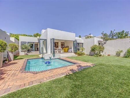 3 Bedroom House in Fourways Gardens