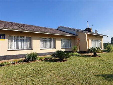 4 Bedroom House in Valley Settlements Ah
