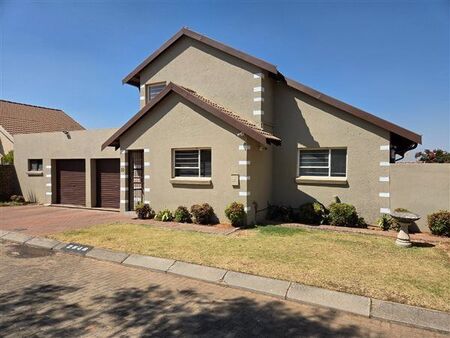 3 Bedroom House in Glen Marais