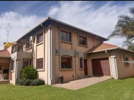 3 Bedroom House in Lakefield