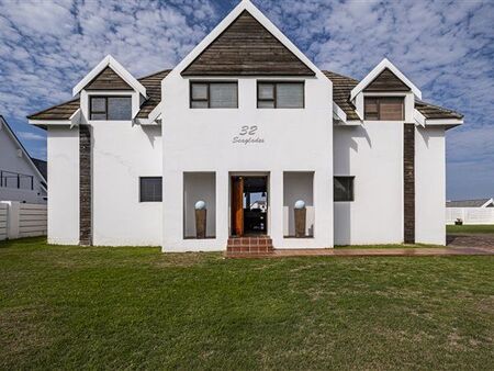 7 Bedroom House in St Francis Bay Canals