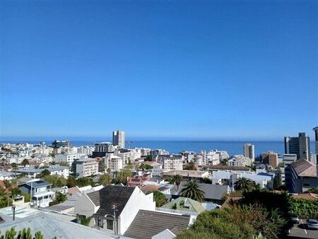 2 Bedroom Apartment in Sea Point