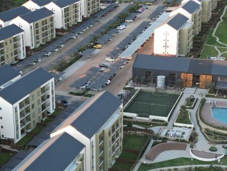 2 Bedroom Apartment in Gordons Bay Central