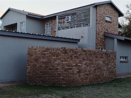 2 Bedroom Flat in Lephalale (Ellisras)