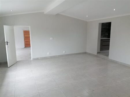 4 Bedroom House in Arboretum
