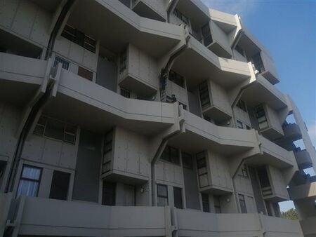 3 Bedroom Apartment in Essenwood