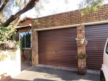 2 Bedroom Townhouse in Weltevreden Park