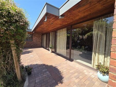 3 Bedroom House in Floracliffe