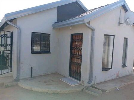 3 Bedroom House in Mabopane