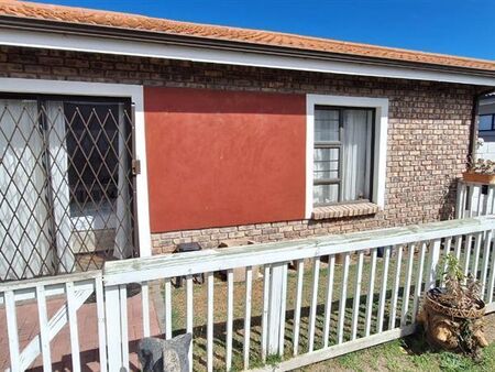 1 Bedroom Apartment in Dana Bay