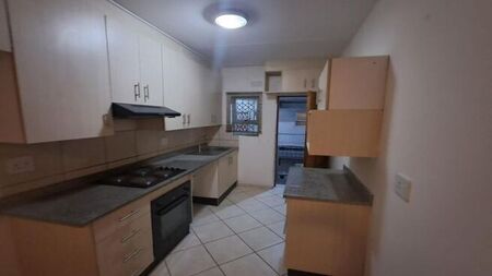 2 Bedroom apartment to rent in Woodhurst, Chatsworth