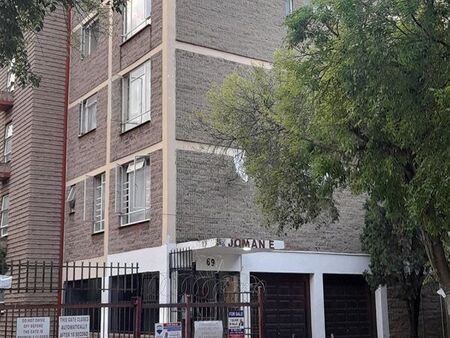 3 Bedroom Apartment in Sunnyside