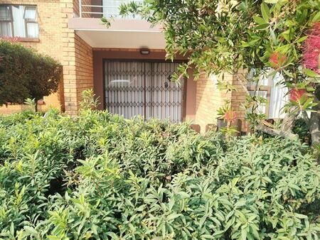 2 Bedroom Apartment in Willow Park Manor